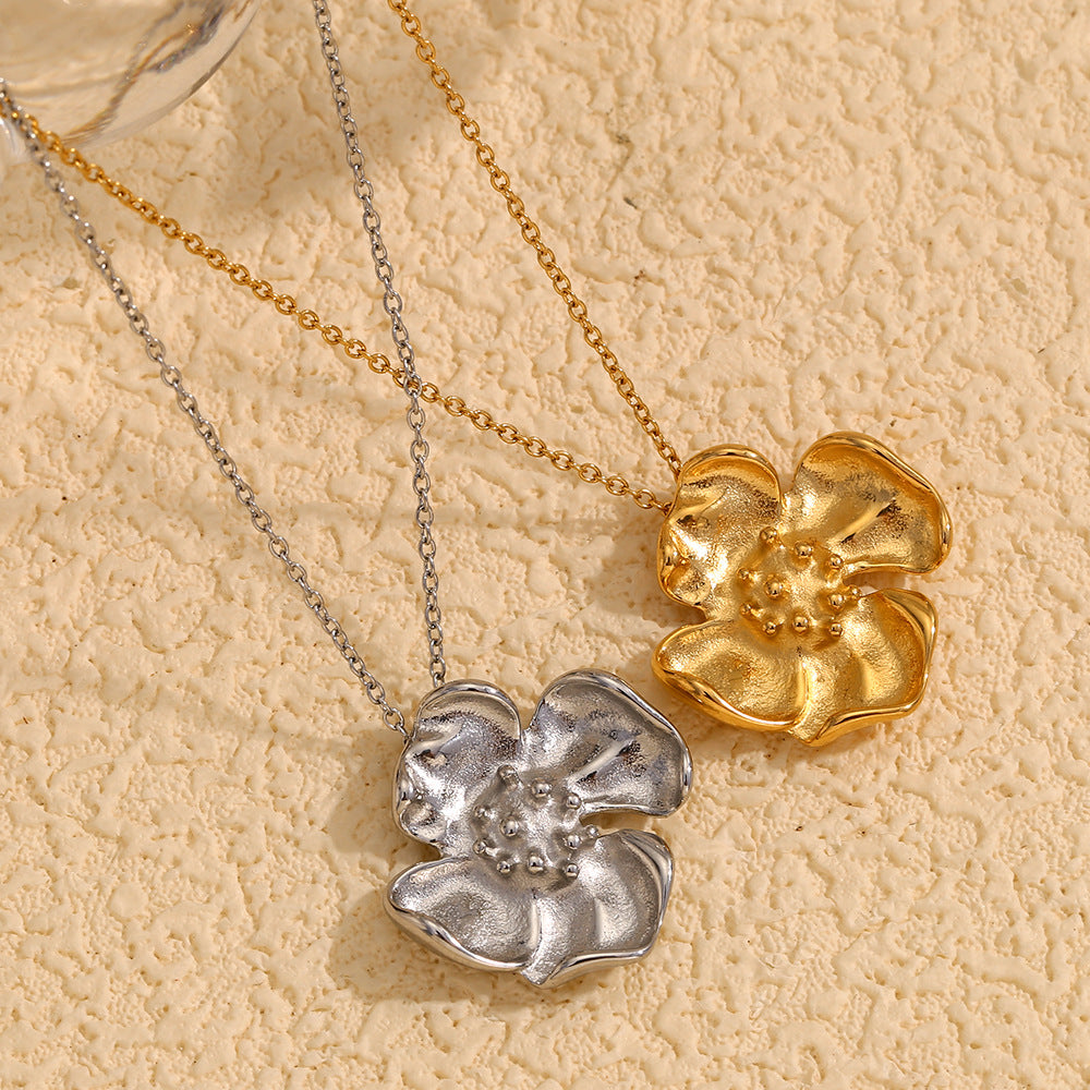 Vintage Floral Pendant Necklace for Women with Geometric Shape, 316L Stainless Steel Base and 18K Gold Plating