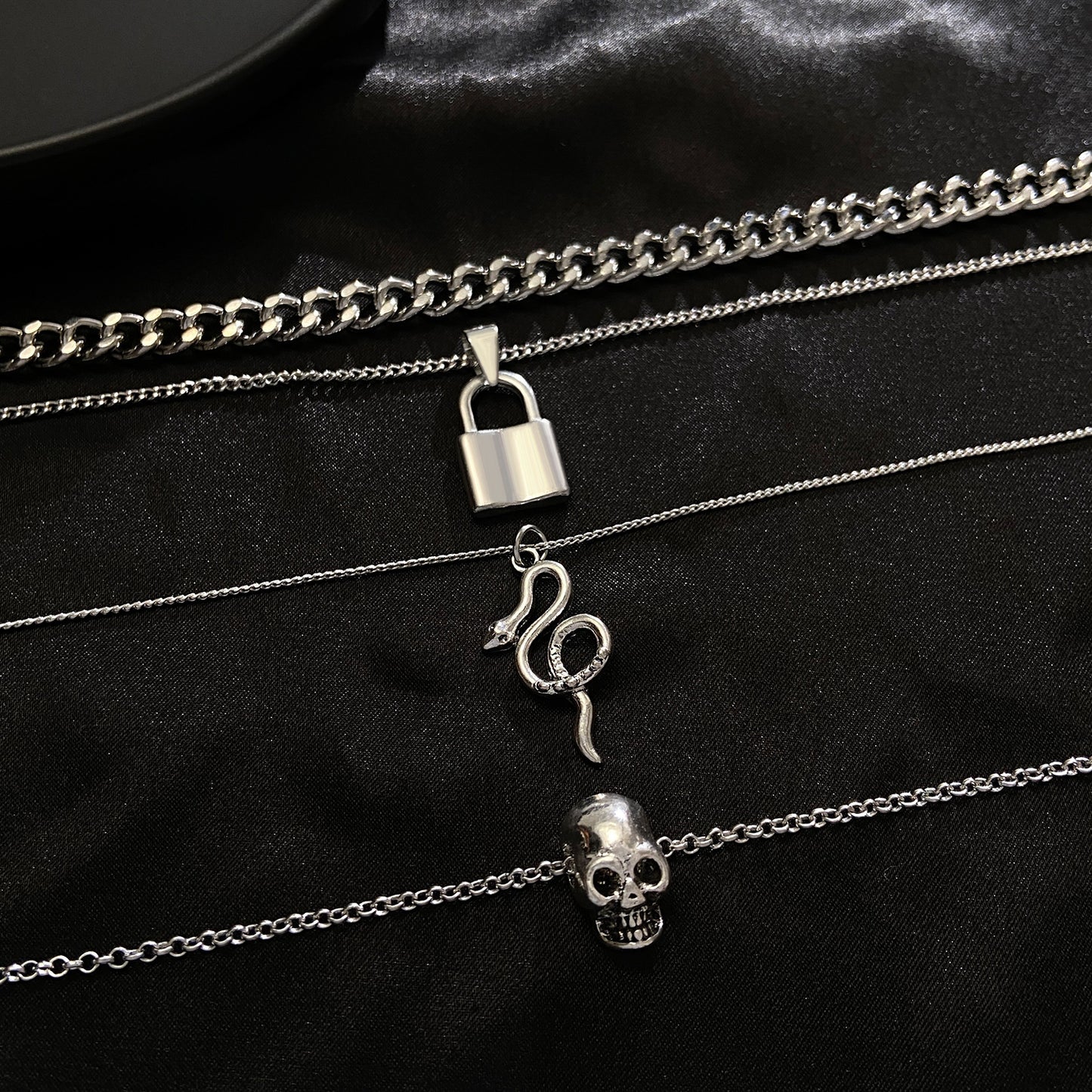 Vintage Creative Skull Pendant Necklace with Multi-Layer Thick Snake Chain in Alloy with Plating Finish for Women