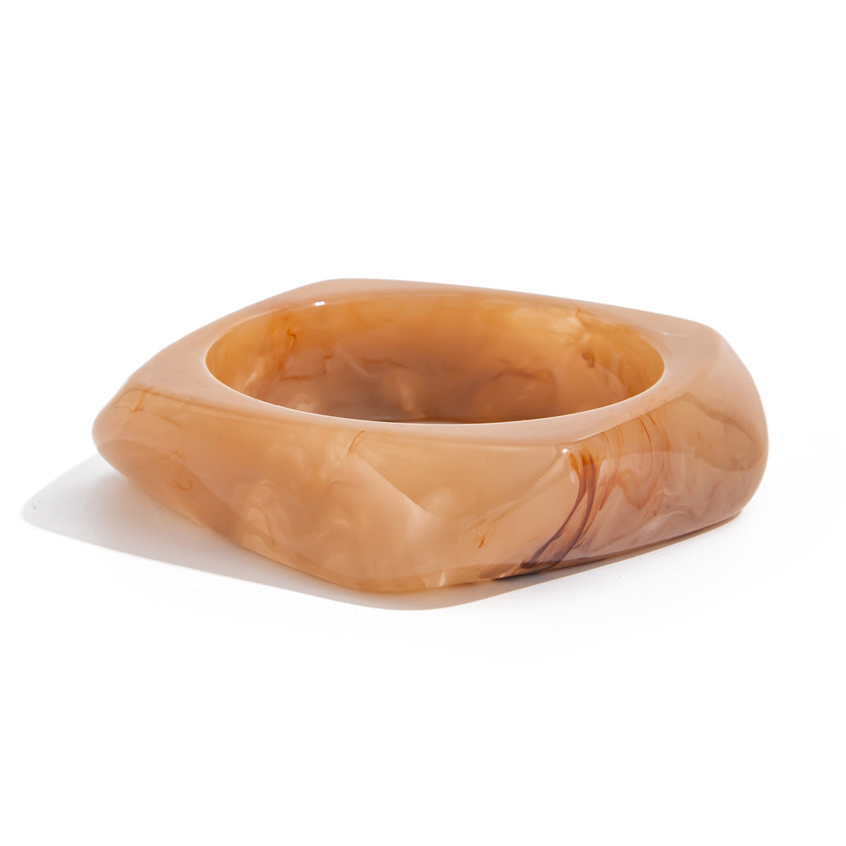Bracciale rigido a fascia in metallo lucido geometrico minimalista con finitura marmorizzata colorata da donna