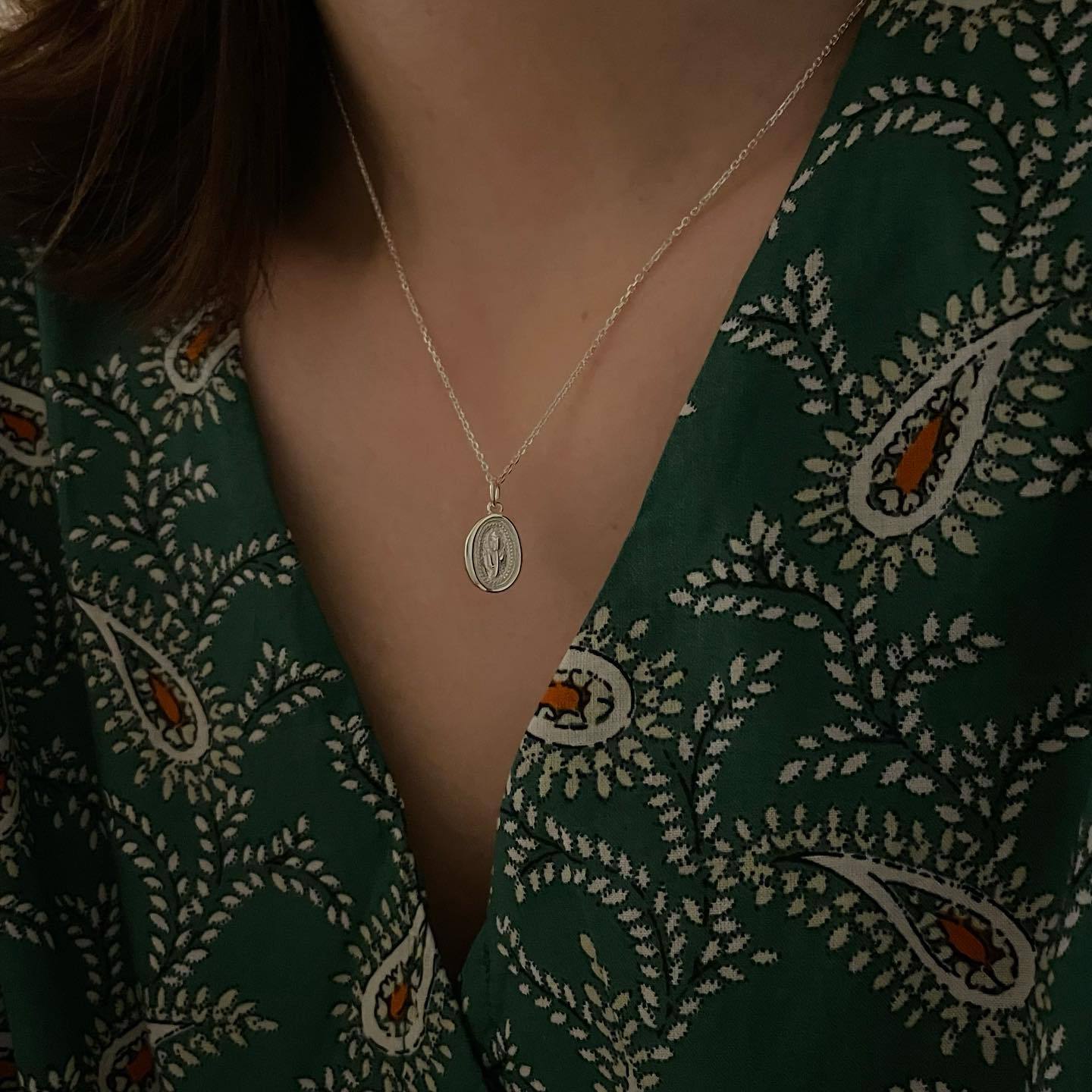 Minimalist Floral Tulip Pendant Necklace in 925 Sterling Silver with Snake Chain