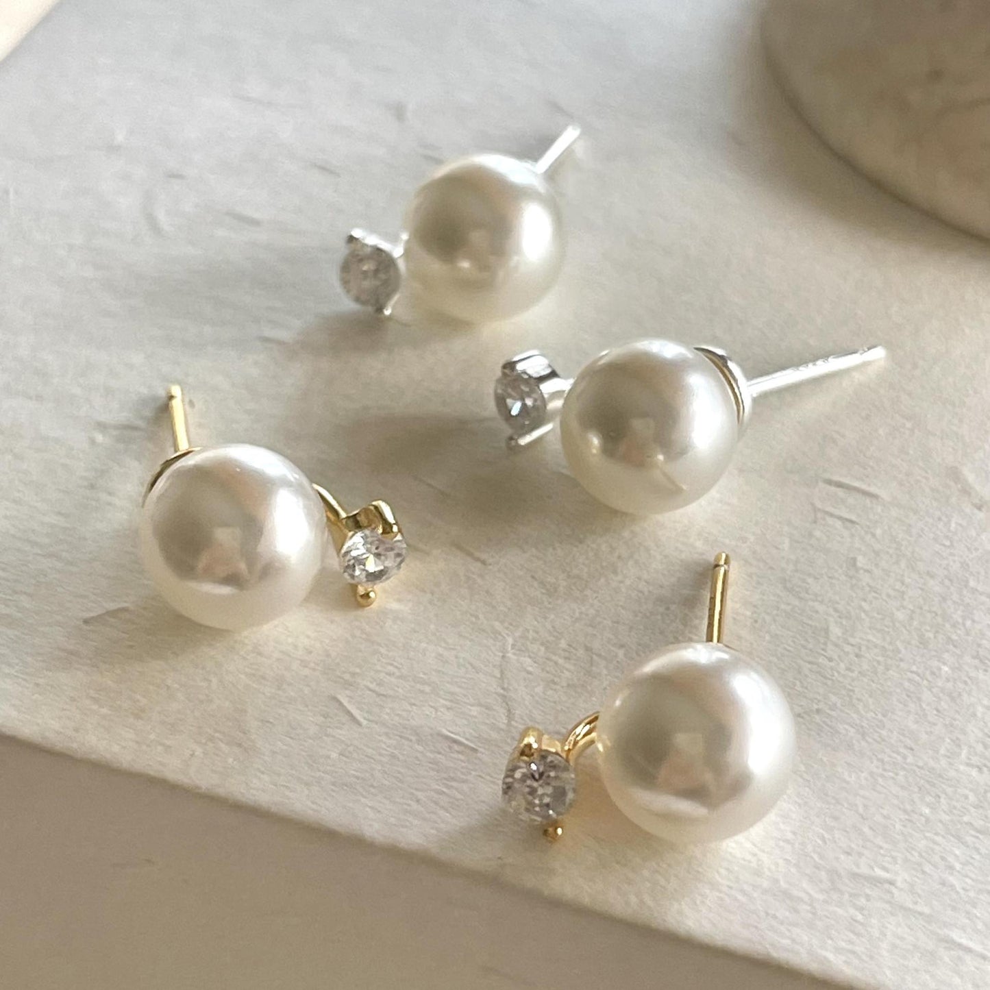 Minimalist Pearl and Zircon Stud Earrings in 925 Sterling Silver with Gold Plating