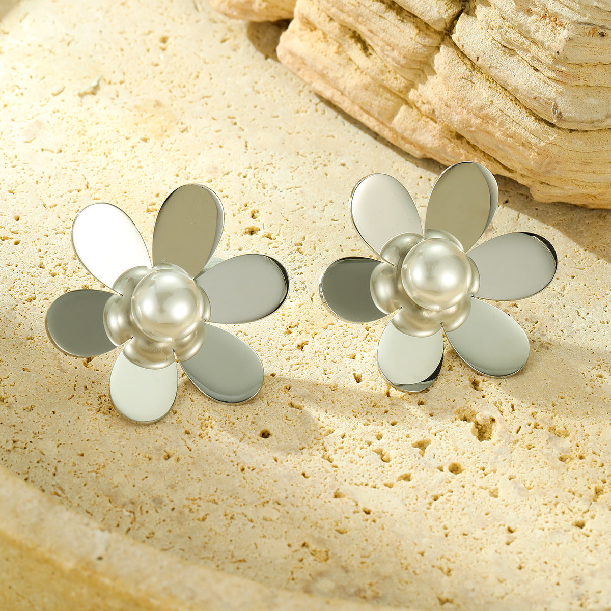 Minimalist Luxe Floral Pearl-Embellished Stainless Steel Earrings with Plated Finish for Women