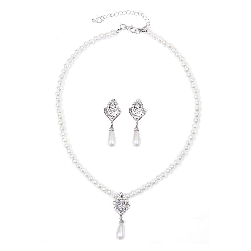 Luxury Style Heart and Teardrop Shaped Alloy Pendant Necklace Set with Rhinestone-Inspired Pearl Accents for Women