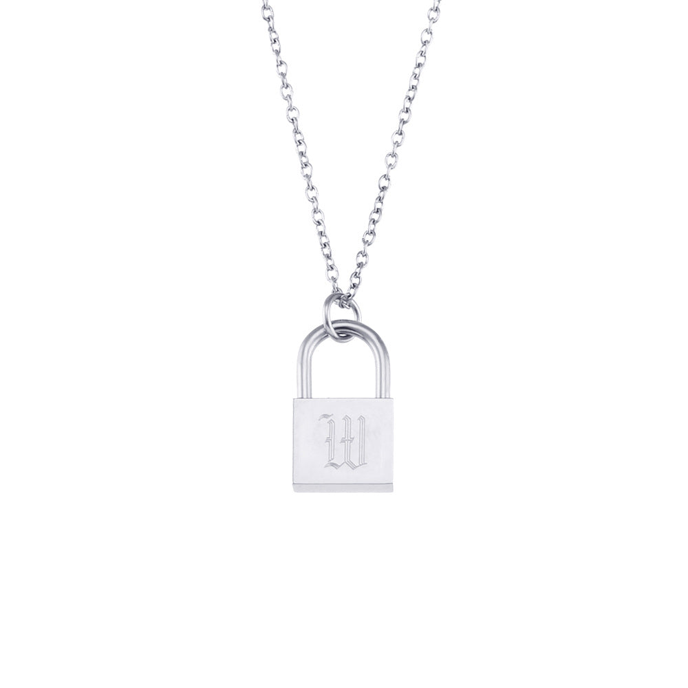 Collana da donna con ciondolo a lucchetto a forma di lettera in acciaio inossidabile alla moda e minimalista con finitura placcata