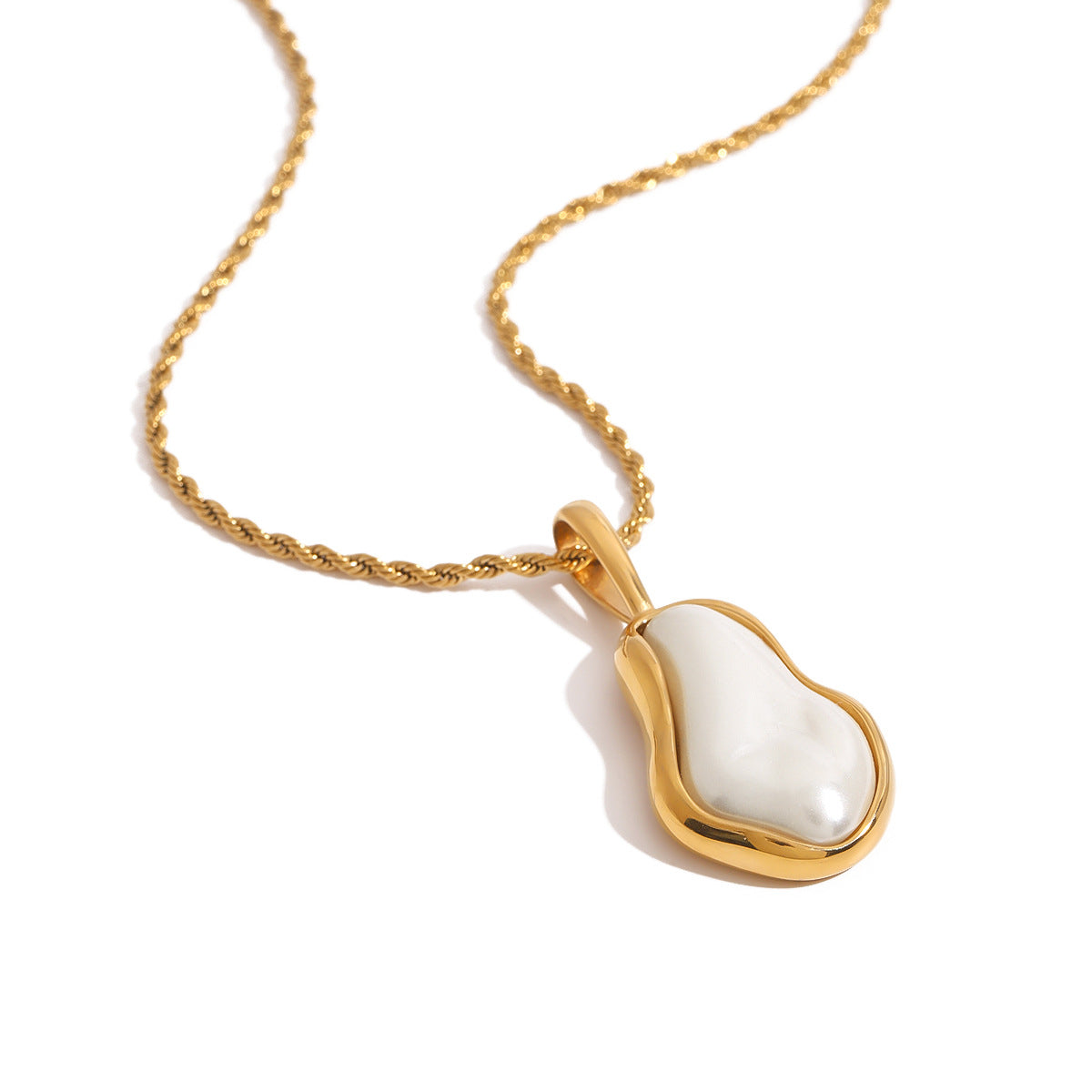 Elegant Geometric Stainless Steel Plated Pearl Necklace for Women