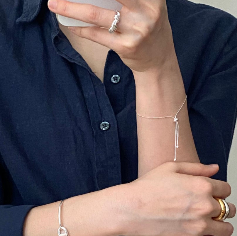 Pulsera de cadena de serpiente minimalista de plata de ley 925 para mujer con acabado chapado
