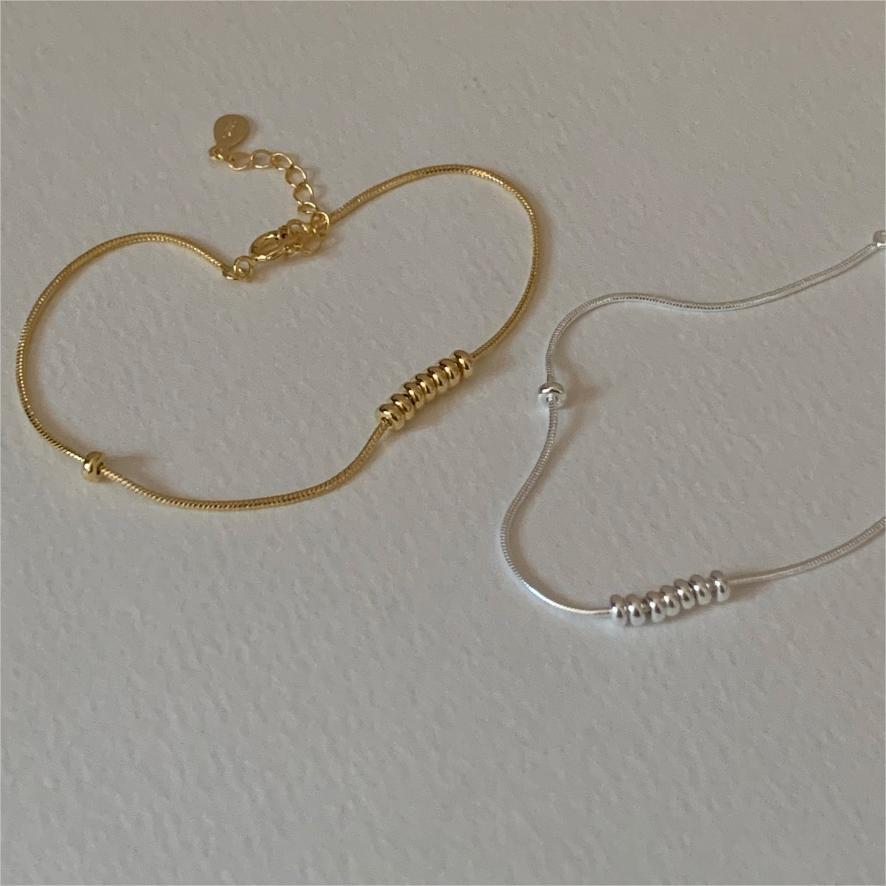 Minimalist Geometric Snake Chain Bracelet in 925 Sterling Silver with Beveled Square Links