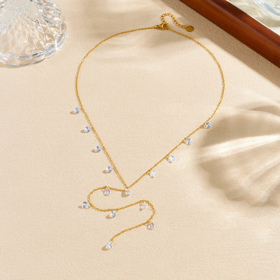 Minimalist Gold Plated Stainless Steel Teardrop Pendant Necklace with Tassel Chain for Women