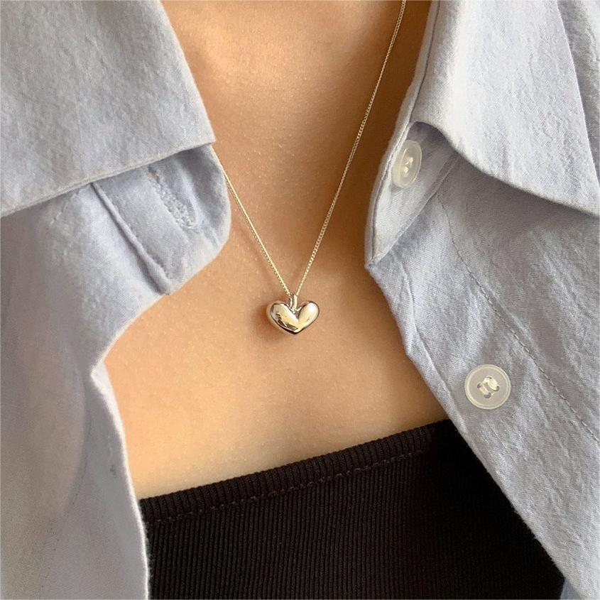 Minimalist Heart-Shaped 925 Sterling Silver Necklace with Gold Plating and Cross Chain Design