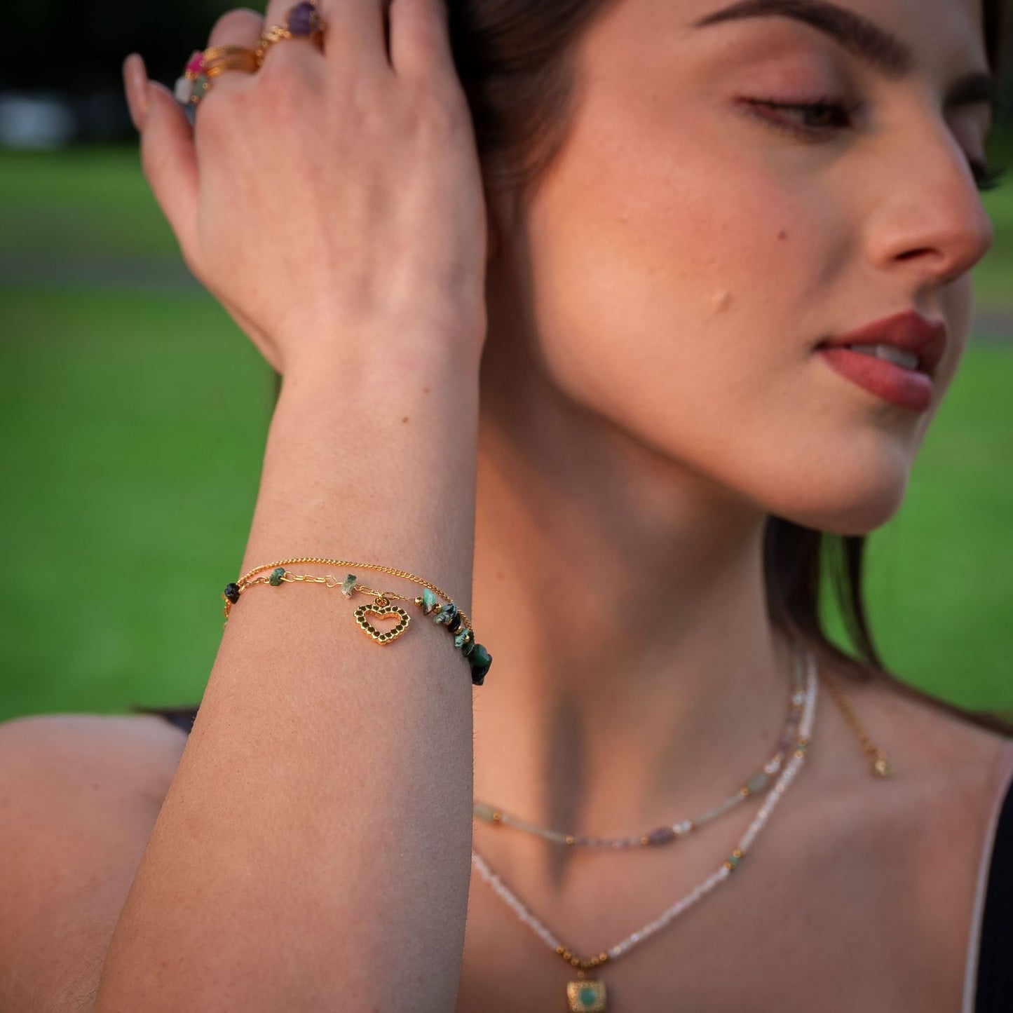 Minimalist Heart-Shaped Stainless Steel Bracelet with 18K Gold Plating and Natural Stone Beads