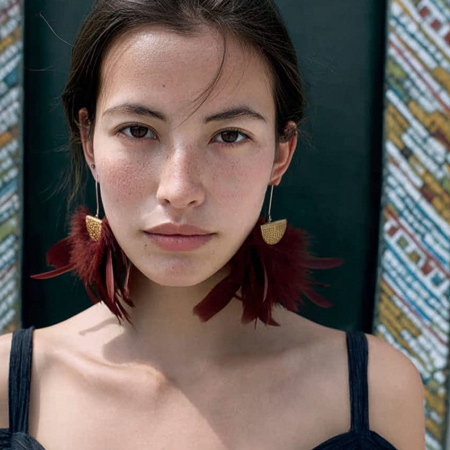 Pendientes Colgantes Étnicos Vintage de Plumas y Borlas para Mujer con Diseño Geométrico y Estética Natural