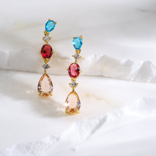 Orecchini pendenti da donna minimalisti geometrici in rame con placcatura in oro 18K e accento in zircone, design di lusso leggero