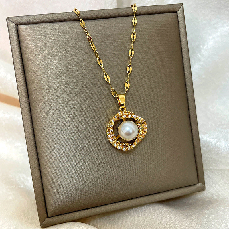 Collana con ciondolo a goccia in rame placcato oro 18 carati con micro-pavé e catena a onda in acciaio al titanio, design originale