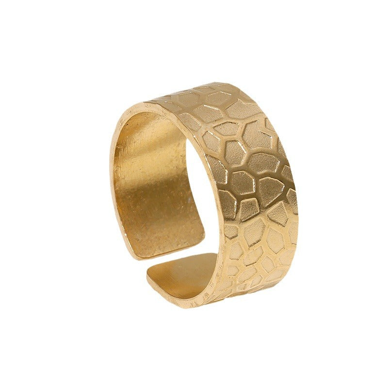 Anillo ajustable de acero inoxidable estilo punk hip hop con baño de oro de 18 quilates y acabado texturizado