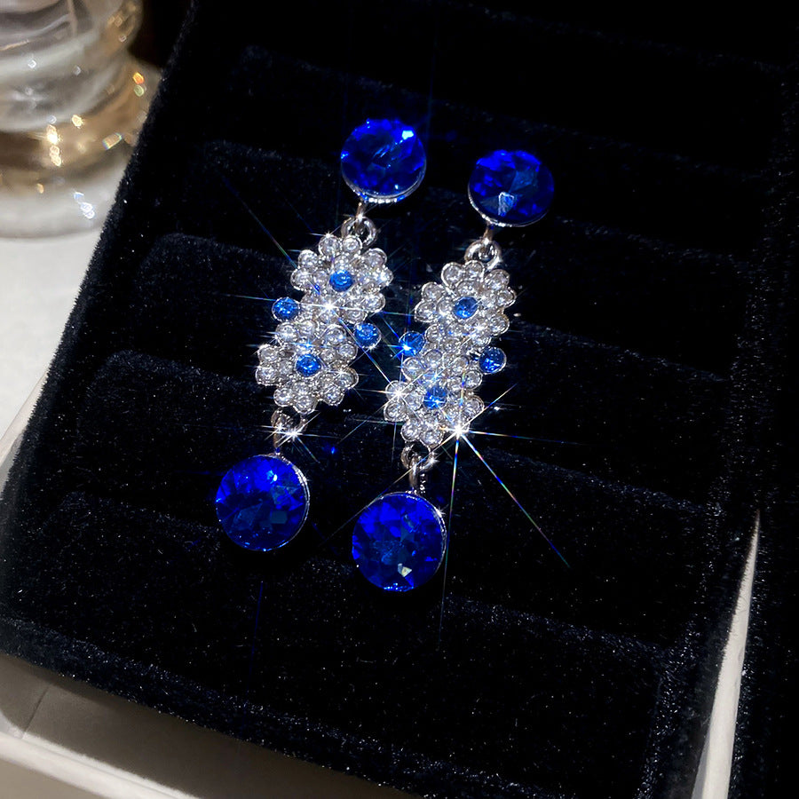 Set di collana e orecchini pendenti rotondi floreali con strass in lega in stile vintage per donna