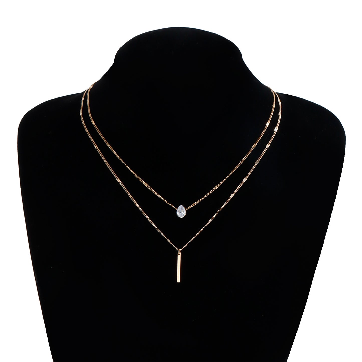 Minimalist Vintage Heart-Shaped Alloy Pendant Necklace with Plated Finish and Delicate Clavicle Chain for Women