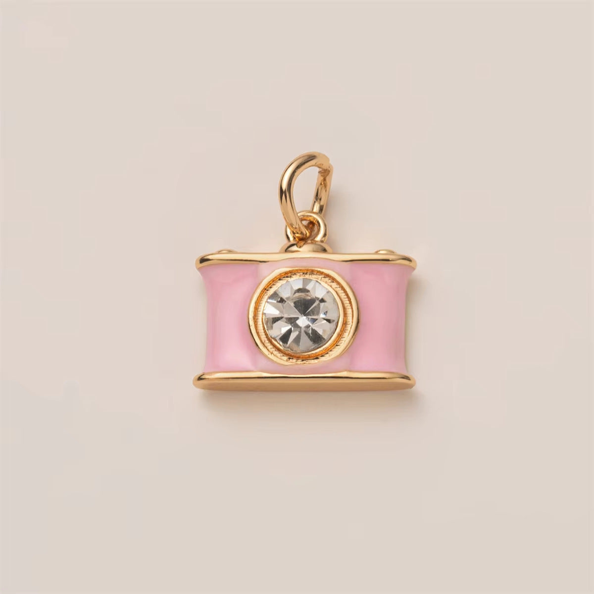 Minimalist Sporty Heart Geometric 18K Gold Plated Brass Pendant Necklace for Unisex