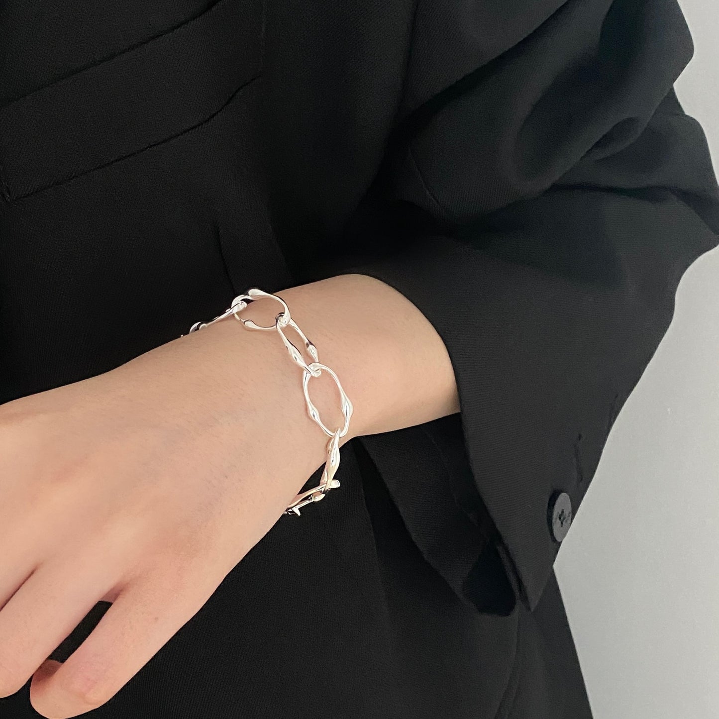 Minimalist Irregular Geometric Shape 925 Sterling Silver Handcrafted Bracelet with Polished Finish