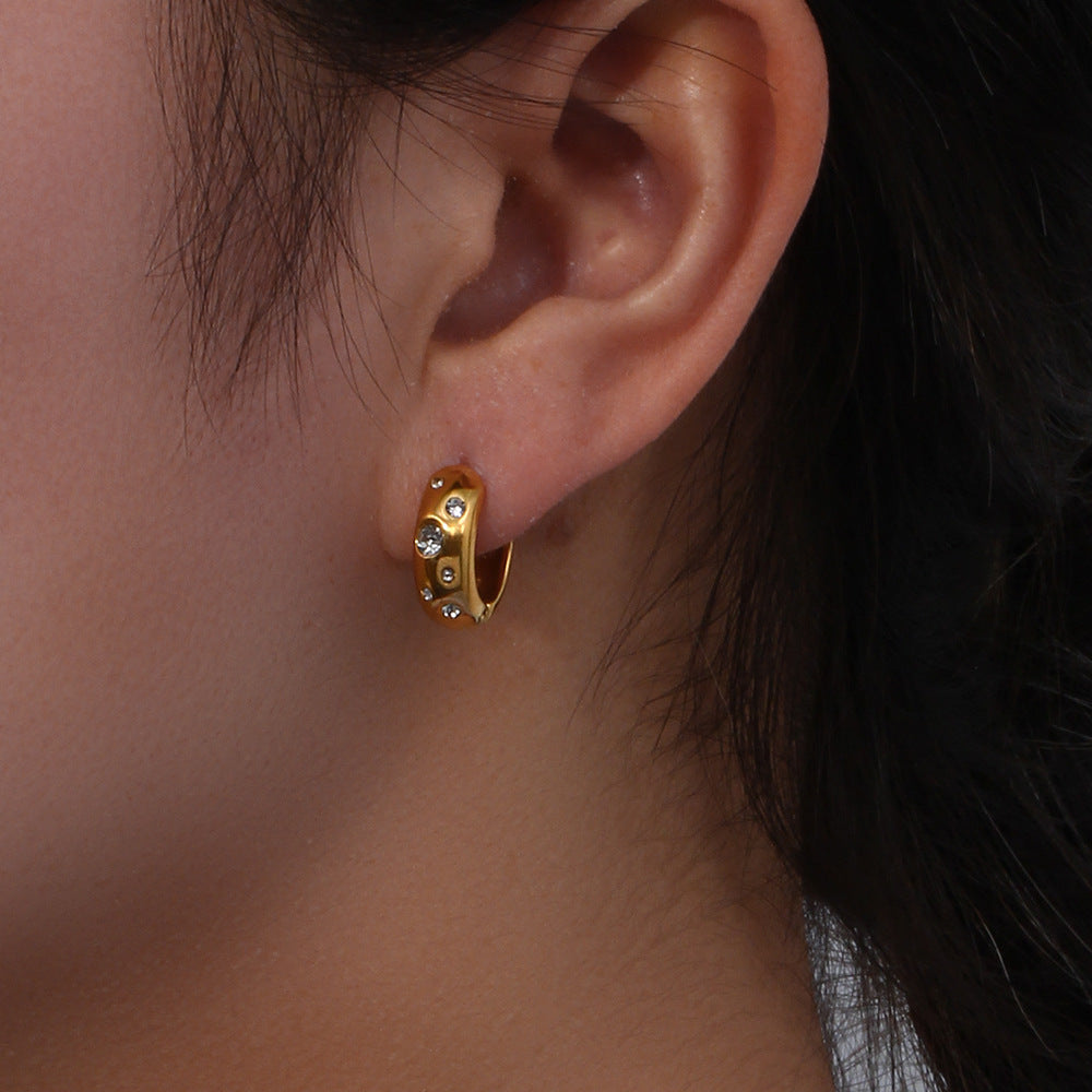 Orecchini a Cerchio da Donna in Acciaio Inossidabile Geometrici Minimalisti di Tendenza con Intarsio di Strass e Finitura Placcata