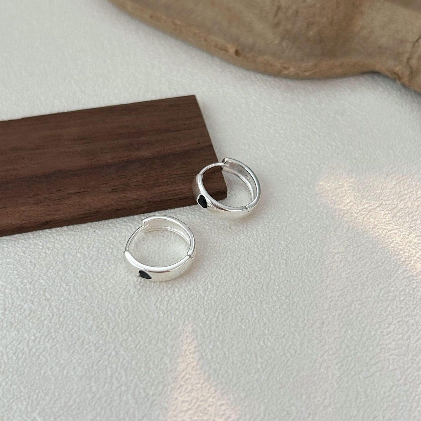 Minimalist Heart-Shaped 925 Sterling Silver Earrings with Clear Resin Coating, Hypoallergenic Studs for Women