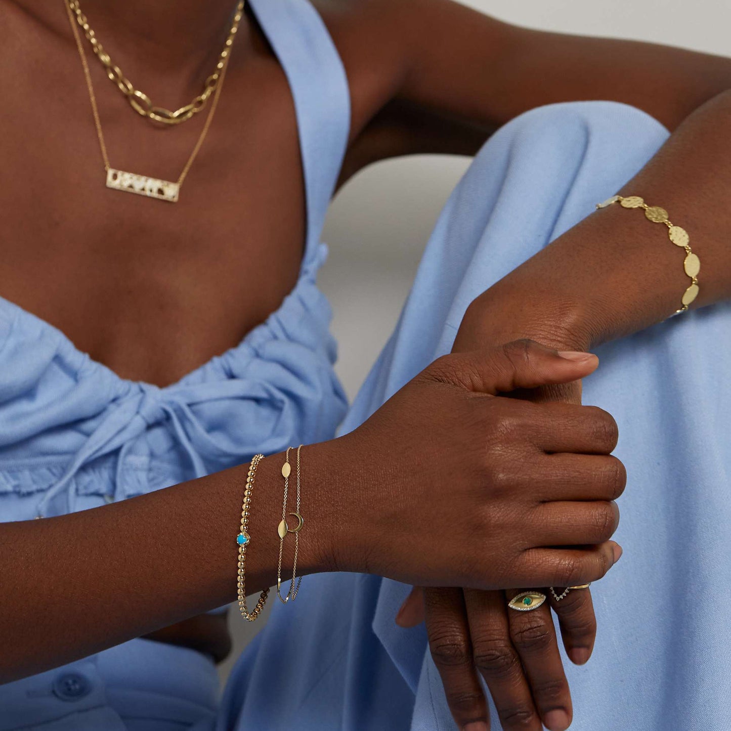 Bracciale di lusso geometrico in acciaio inossidabile placcato oro 18 carati da donna, alla moda per il pendolarismo, con maglie ovali