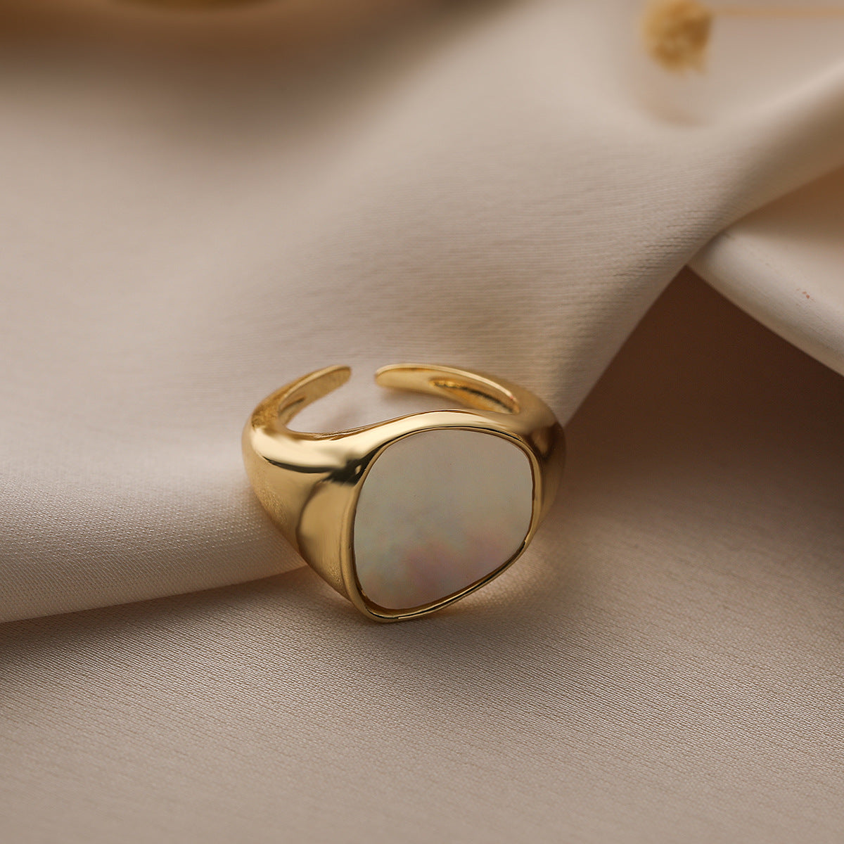 Minimalist Geometric Open Ring for Women Made of Brass with 18K Gold Plating and White Abalone Inlay