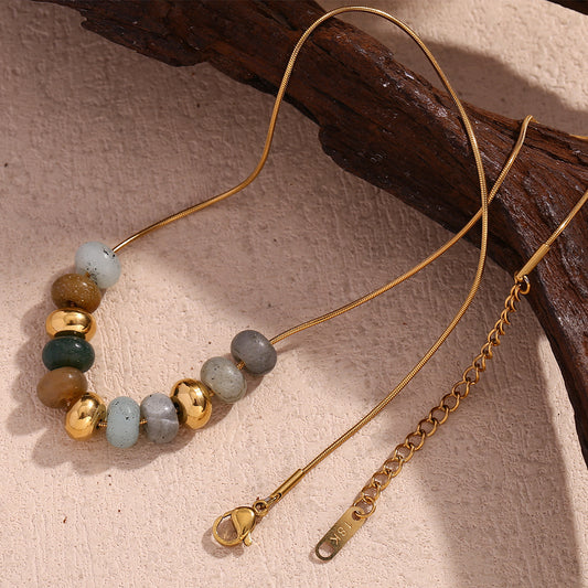 Collana da Donna Elegante Geometrica in Acciaio Inossidabile Placcato Oro 18K con Perle di Pietra Naturale e Catena a Serpente