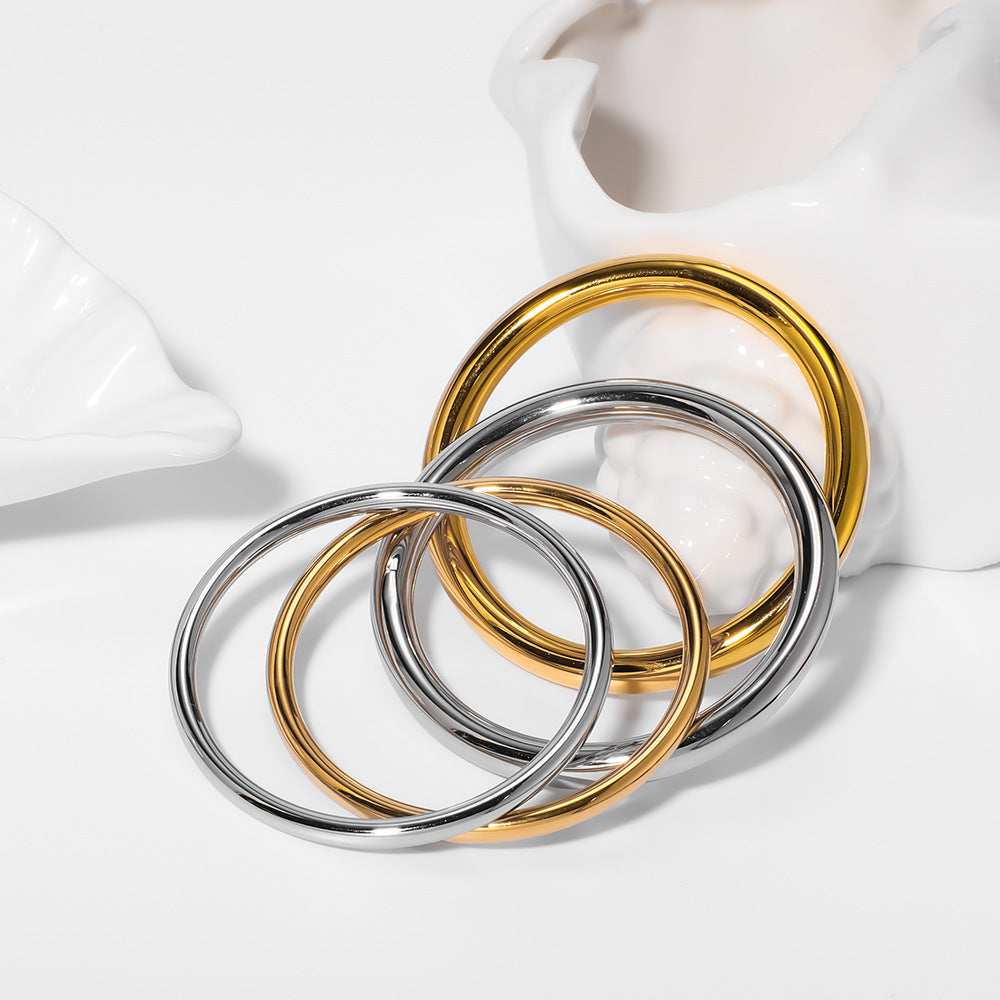 Minimalist Geometric Stainless Steel Hollow Bangle with 18K Gold Vacuum Plating for Women