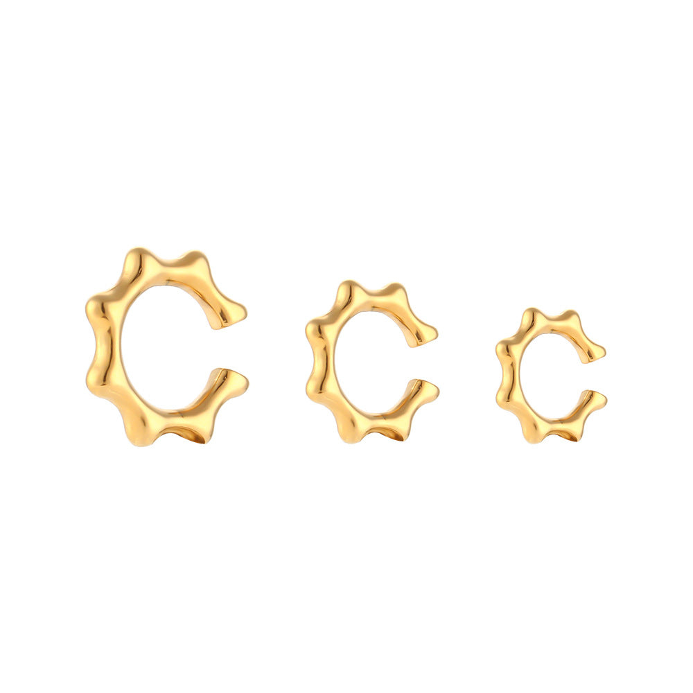 Fashionable Geometric Stainless Steel Hypoallergenic Ear Clips with 18K Gold Plating and Rivet Detail