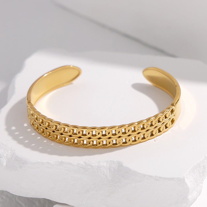Bracciale placcato in acciaio inossidabile geometrico da donna con design traforato e dettaglio catena