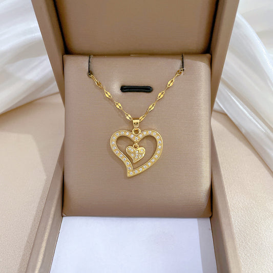 Collana Minimalista a Doppio Cuore in Acciaio al Titanio con Intarsi in Zirconi per Donne e Uomini, Delicata Catena alla Clavicola