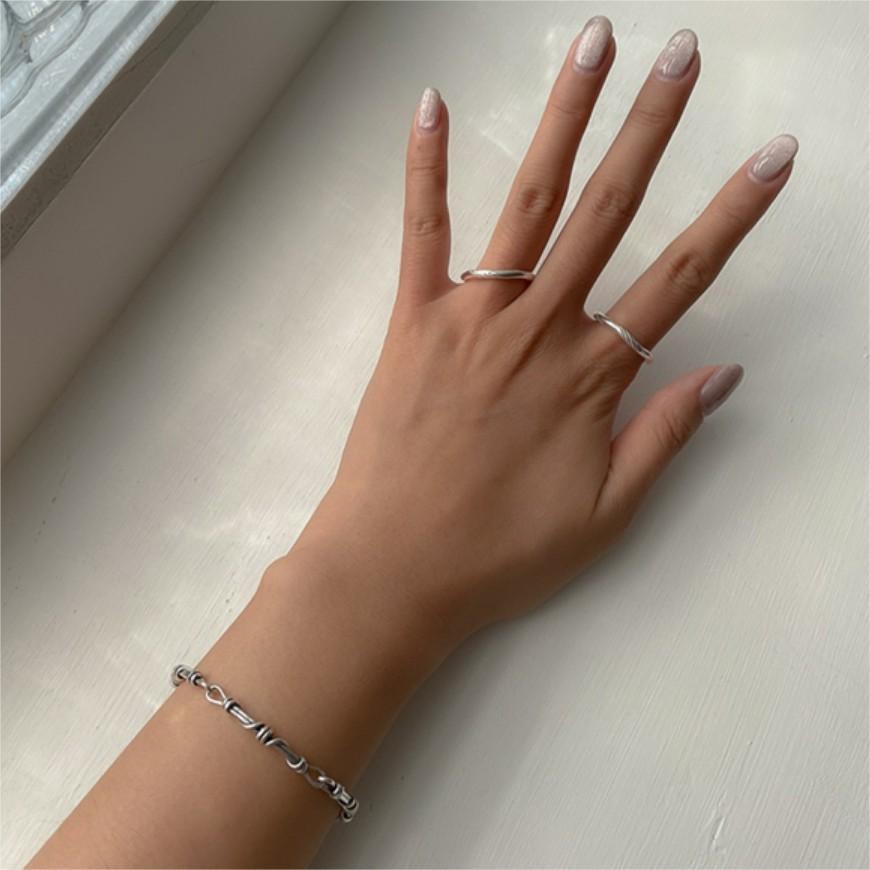 Minimalist Heart-Shaped 925 Sterling Silver Twisted Wire Ring with Beveled Geometric Facets for Women