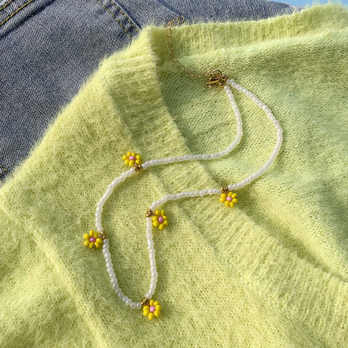 Bohemian Floral Letter Daisy Imitation Pearl Beaded Choker Necklace for Women