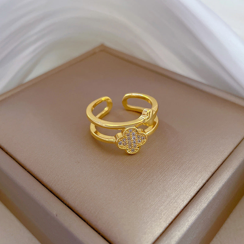 Minimalist Crown-Shaped Brass Ring with Gold Plating for Women