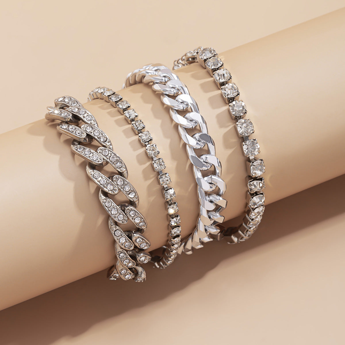 Minimalist Hip-hop Rhinestone Inlaid Geometric Cuban Link Chain Bracelet for Women