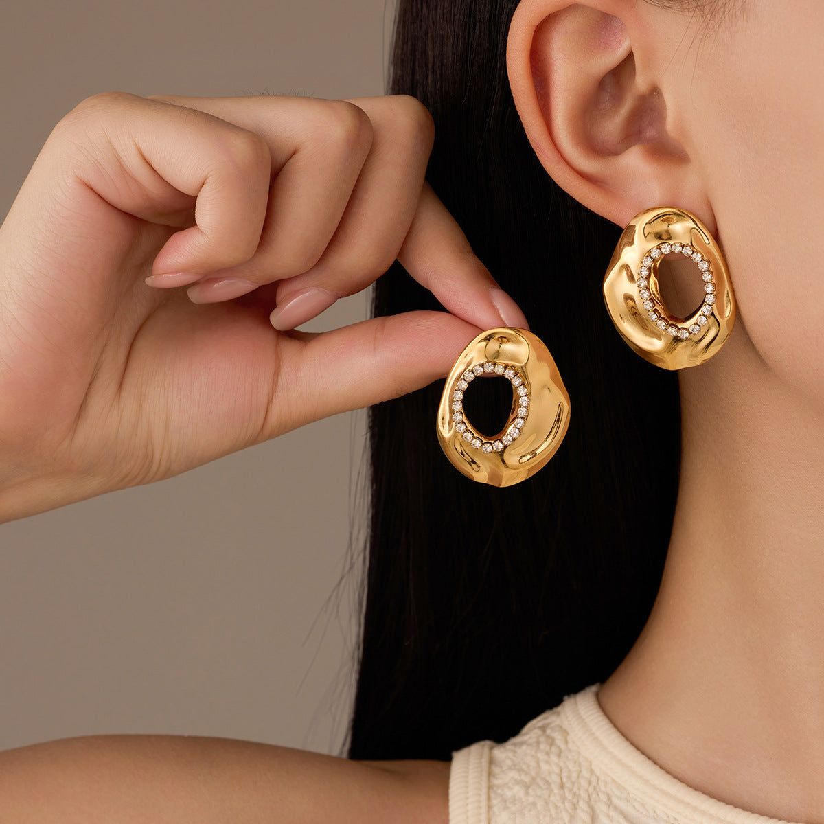 Orecchini da donna in acciaio inossidabile con design geometrico alla moda, placcatura in oro 18 carati e intarsio in zircone