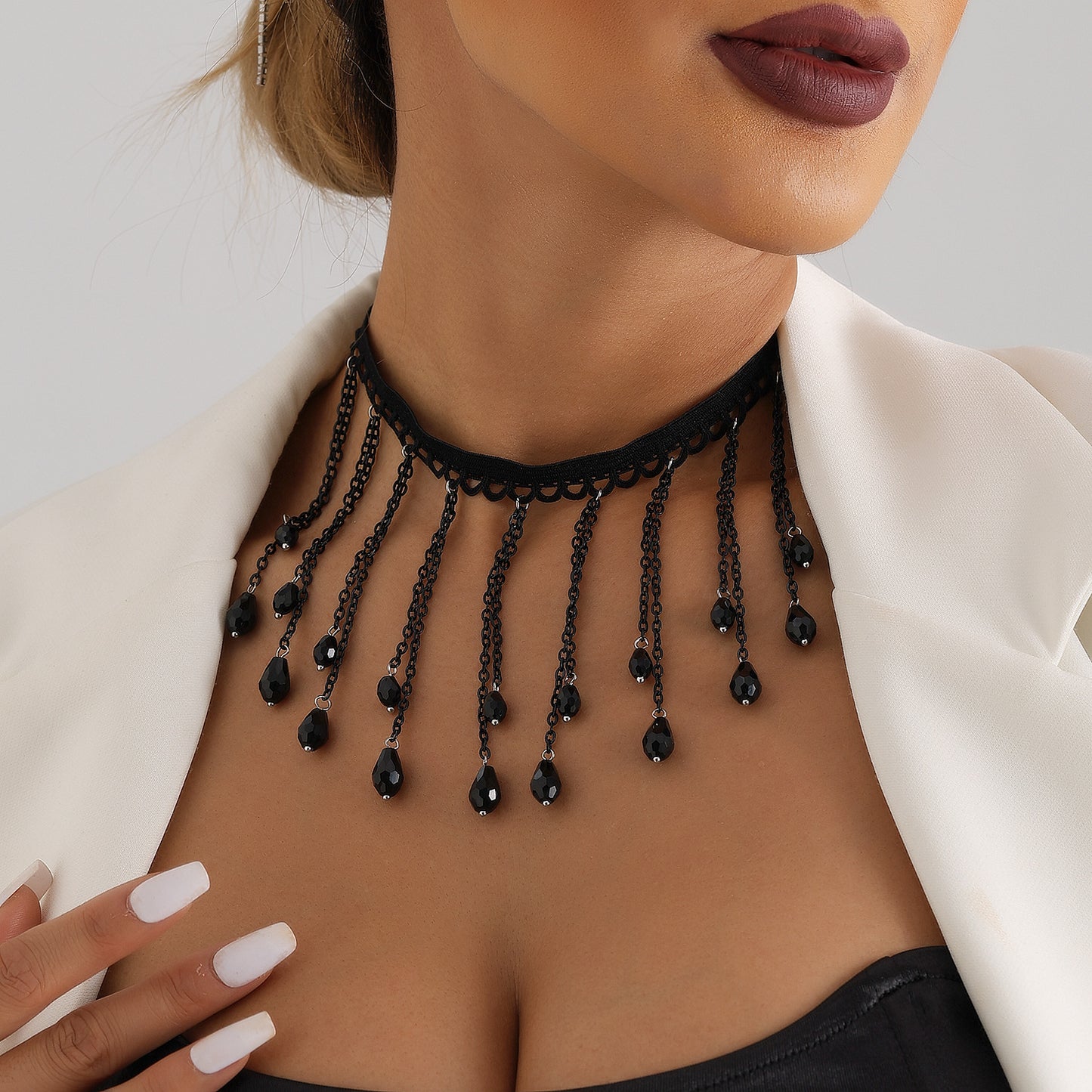 Gothic Style Teardrop Pendant Necklace with Black Crystal Accents, Geometric Design, Electroplated Metal, Women's Clavicle Chain
