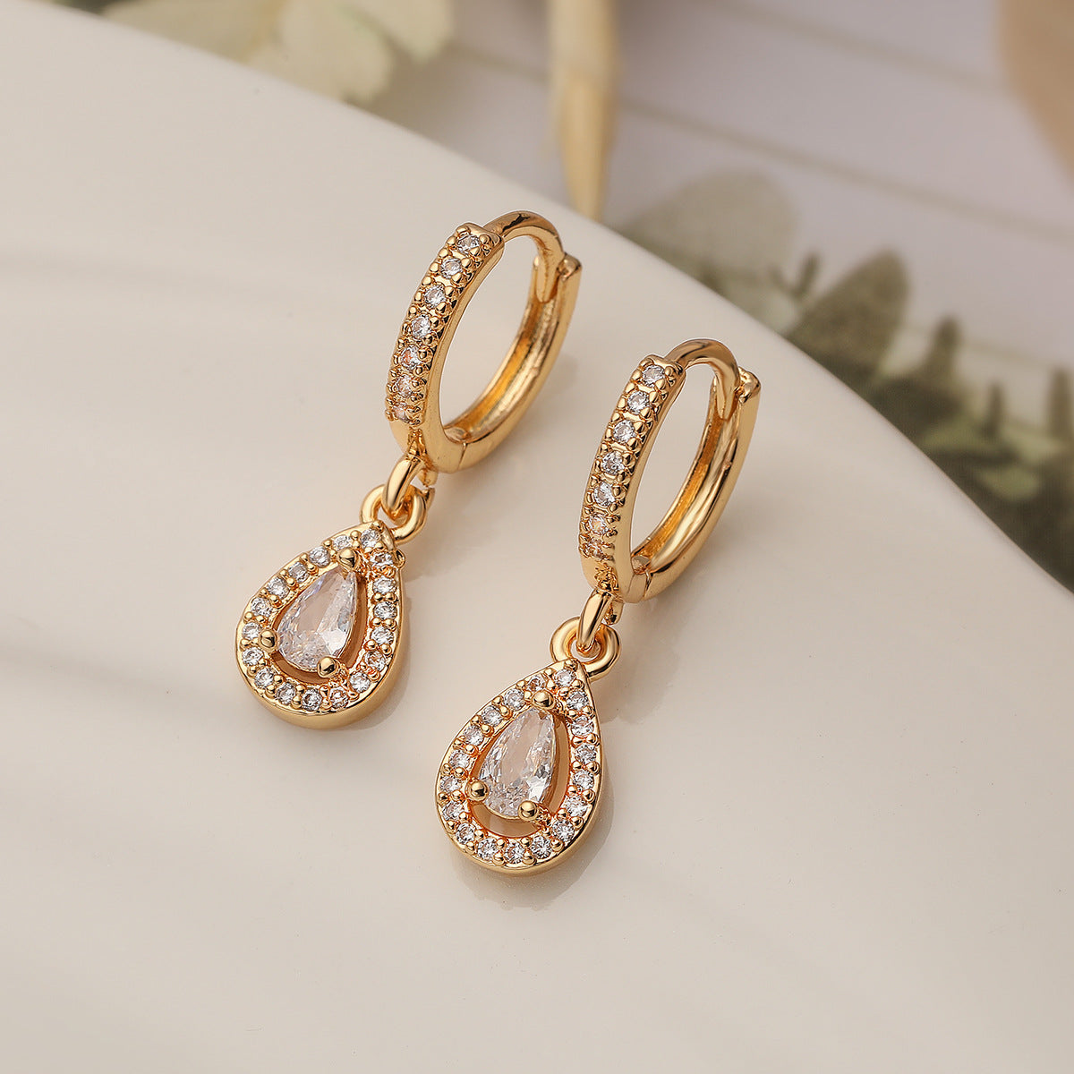 Minimalist Elegant Geometric Teardrop Cubic Zirconia Brass Earrings for Women