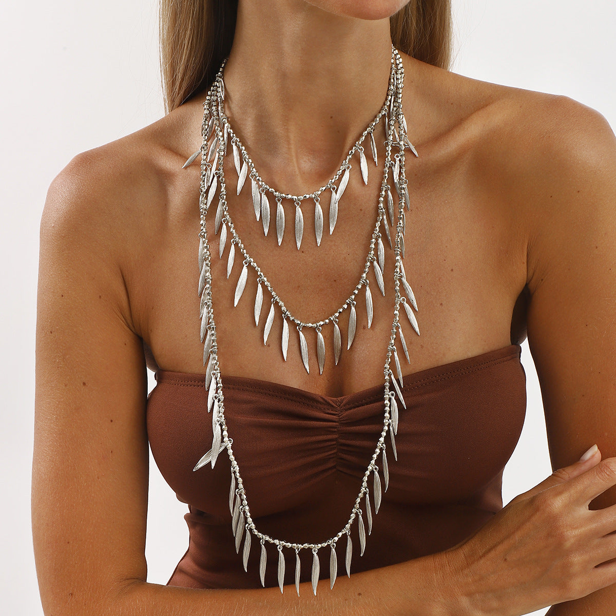 Collana Pendente Geometrica Minimalista in Lega con Motivi di Piume e Foglie Elettroplaccata per Donne