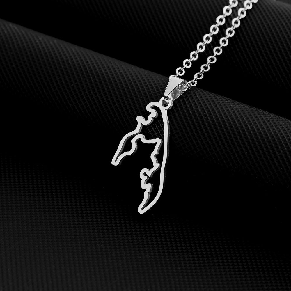 Collana con Pendente Geometrico Etnico in Acciaio Inossidabile con Ciondolo in Acciaio al Titanio, Finitura Galvanizzata, Maglia O-Chain, Design Unisex