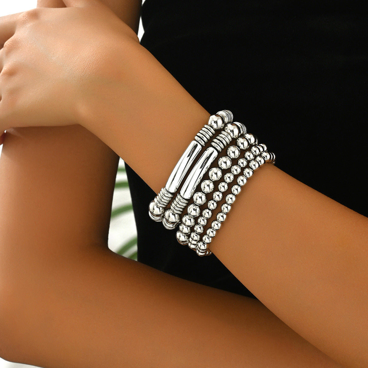 Bracciale con perline geometriche a più strati Fashion OL, placcato oro 18 carati, lega, gioielli da donna