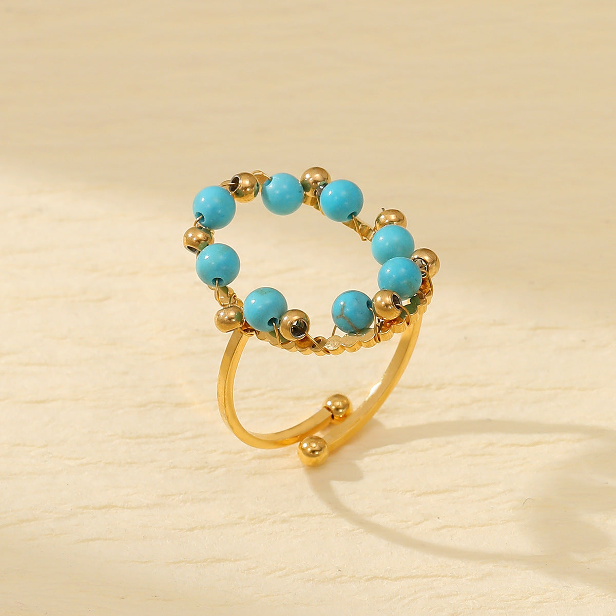 Anello in acciaio al titanio a forma di cuore con finitura galvanizzata e pietra naturale, stile lusso leggero, da donna