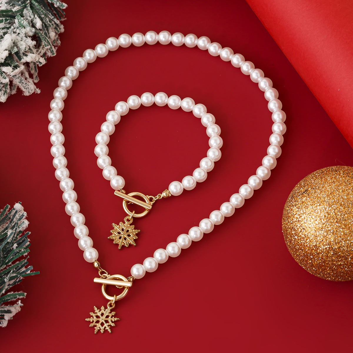 Collana pendente a fiocco di neve geometrico per albero di Natale in lega da donna con perle imitatione e finitura galvanizzata