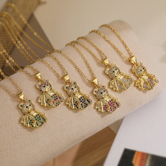 Collana con ciondolo a forma di orsetto per donna in rame placcato oro 18 carati e intarsio in zircone, stile minimalista, catena alla clavicola