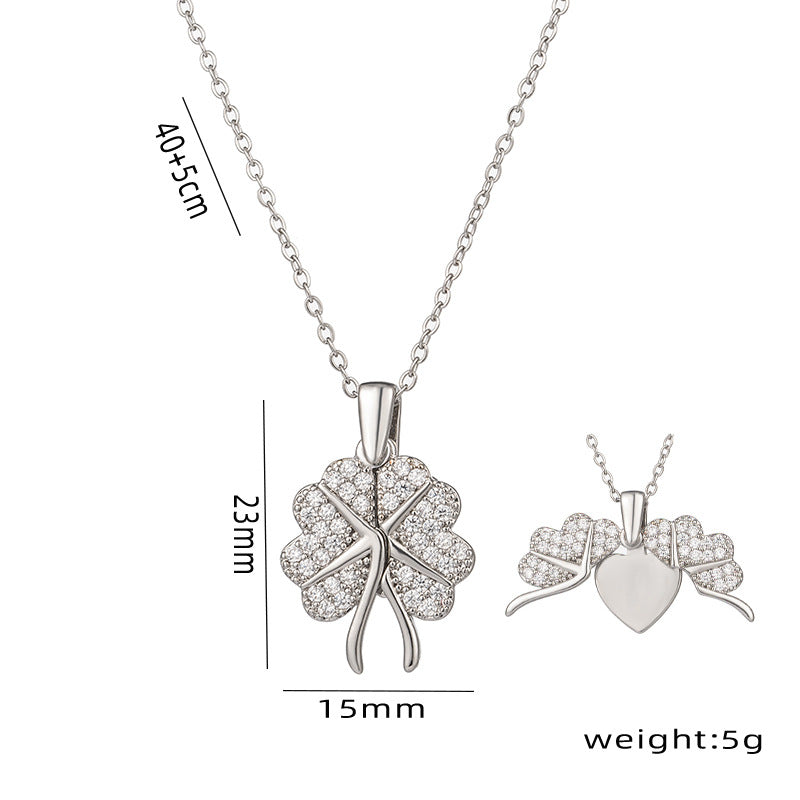 Collar Colgante de Trébol de Lujo con Diseño Abrible y Opción de Grabado para Mujer, Acero de Titanio con Incrustaciones de Diamantes de Imitación, Motivos de Corazones y Alas en Cadena Tipo O