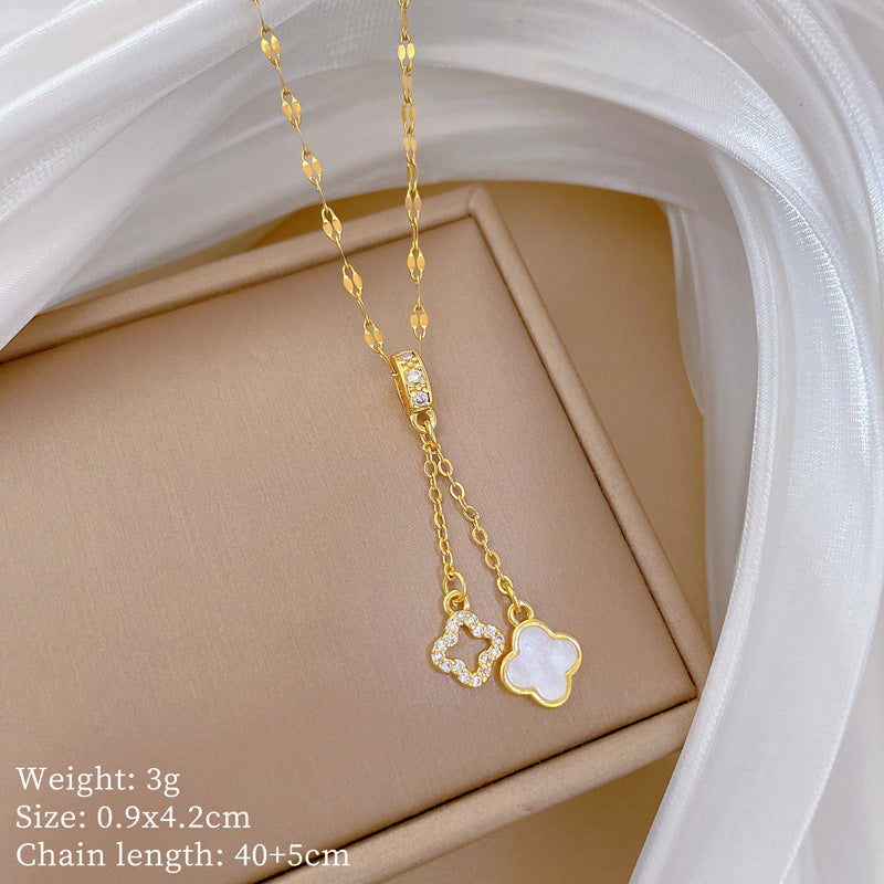 Ciondolo a Cuore in Stile Cartone Animato in Rame con Intarsio di Strass su Collana a Catena a "O" Placcata in Acciaio al Titanio per Donna e Uomo