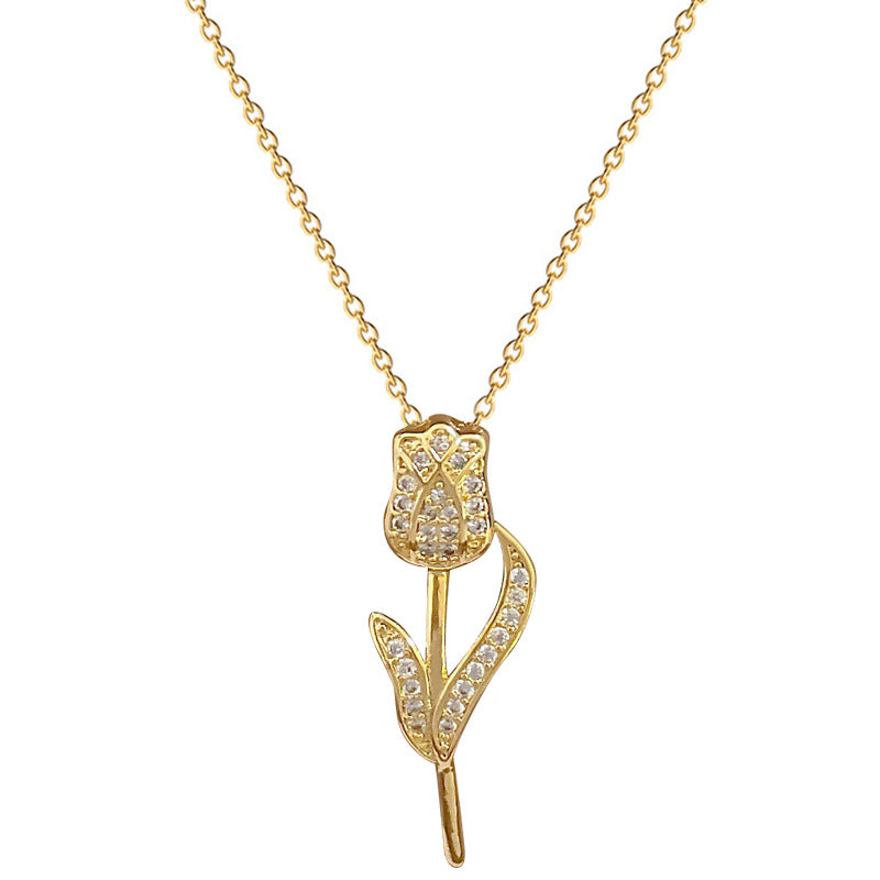 Collana con ciondolo a rosa di lusso interamente tempestato di strass da donna, catena a medaglione geometrico in acciaio al titanio con motivo lunare naturale