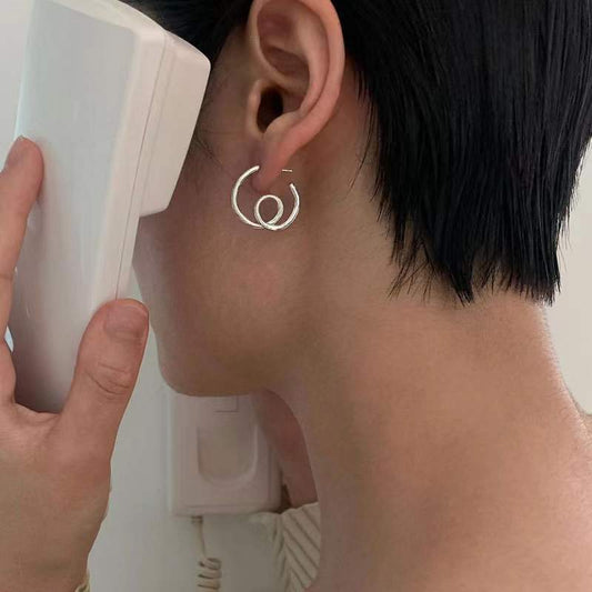 Pendientes de aro minimalistas chapados en plata de ley 925 con forma de ola para mujer