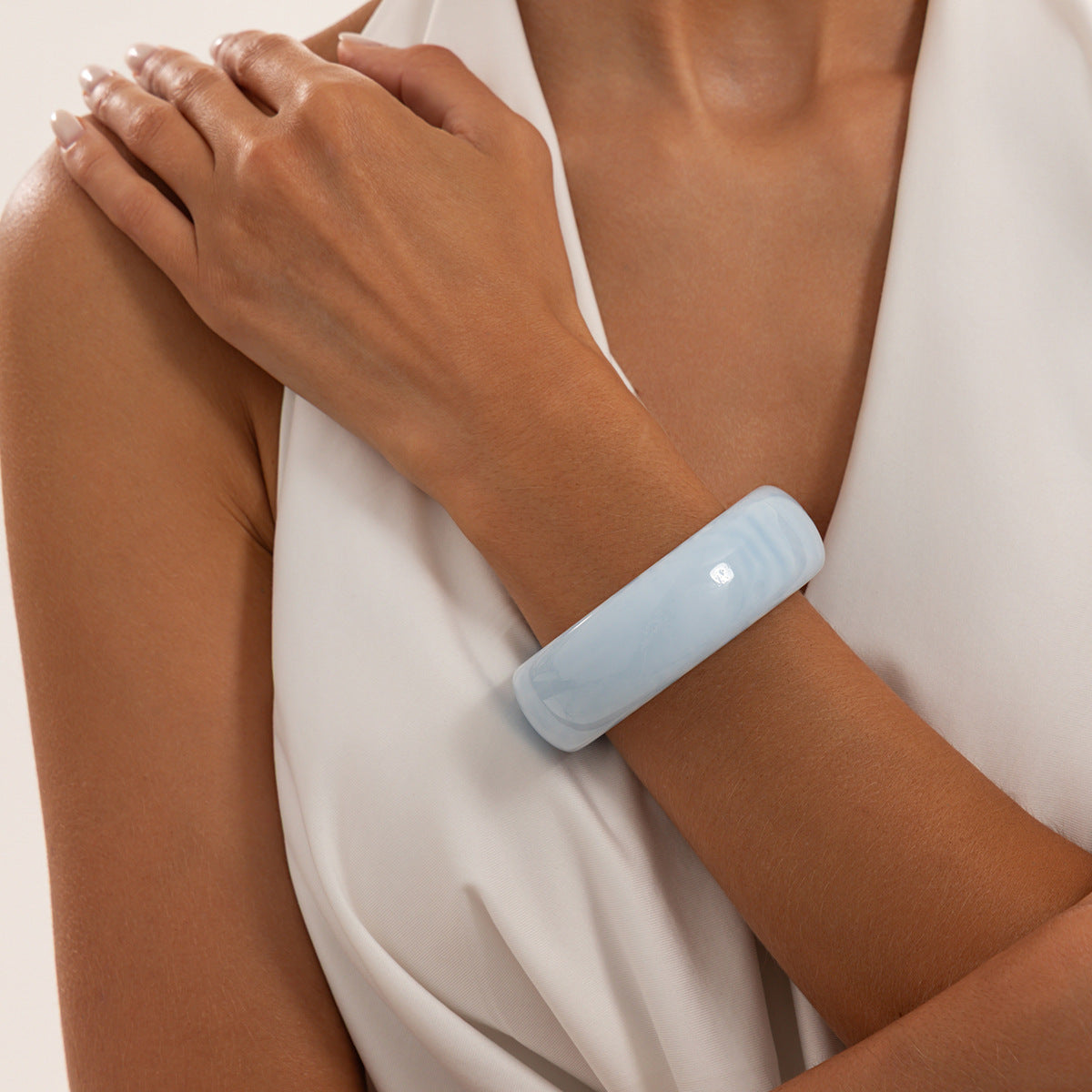 Sweet Gradient Geometric Round Resin Bangle Bracelet
