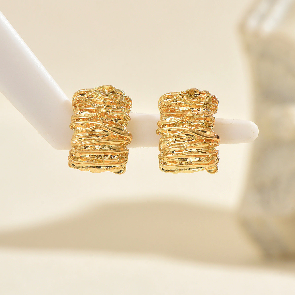 Orecchini a perno geometrici minimalisti da donna in lega di zinco con finitura galvanizzata